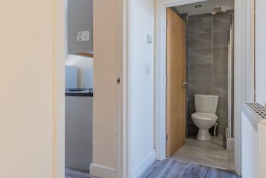 2 bed house, Cyril Crescent, Adamstown, Cardiff, CF241DQ - Image 8